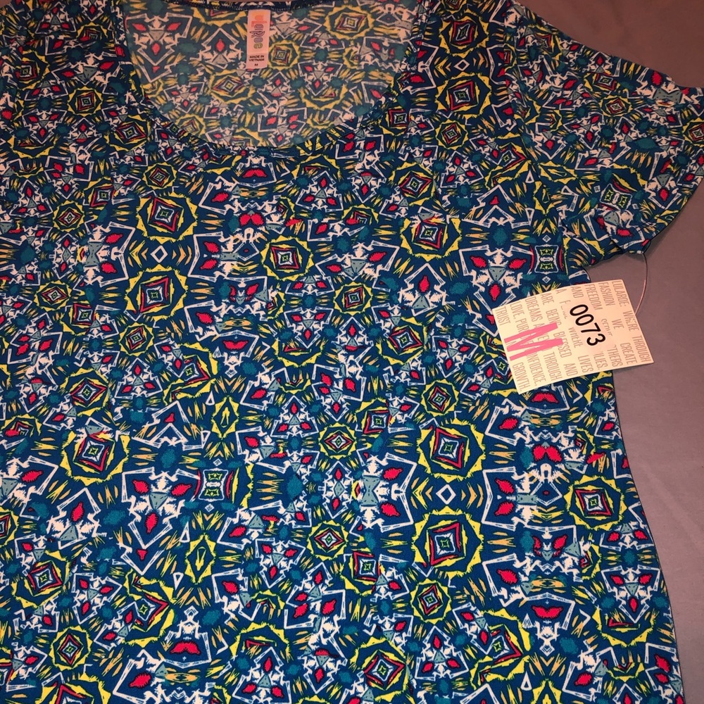 LuLaRoe Classic T